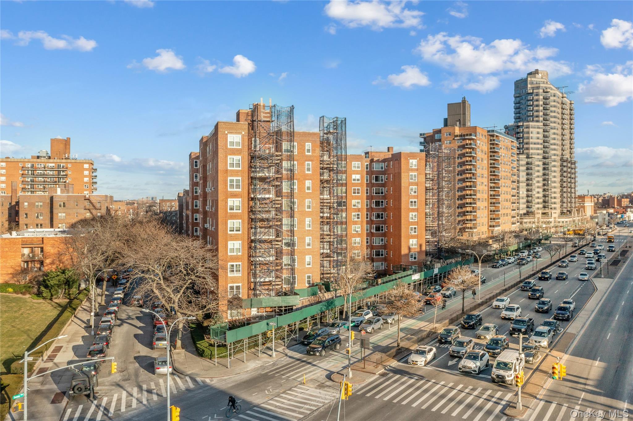 #20 photo, 110-45 Queens Blvd, クイーンズ区 Forest Hills , NY 11375
