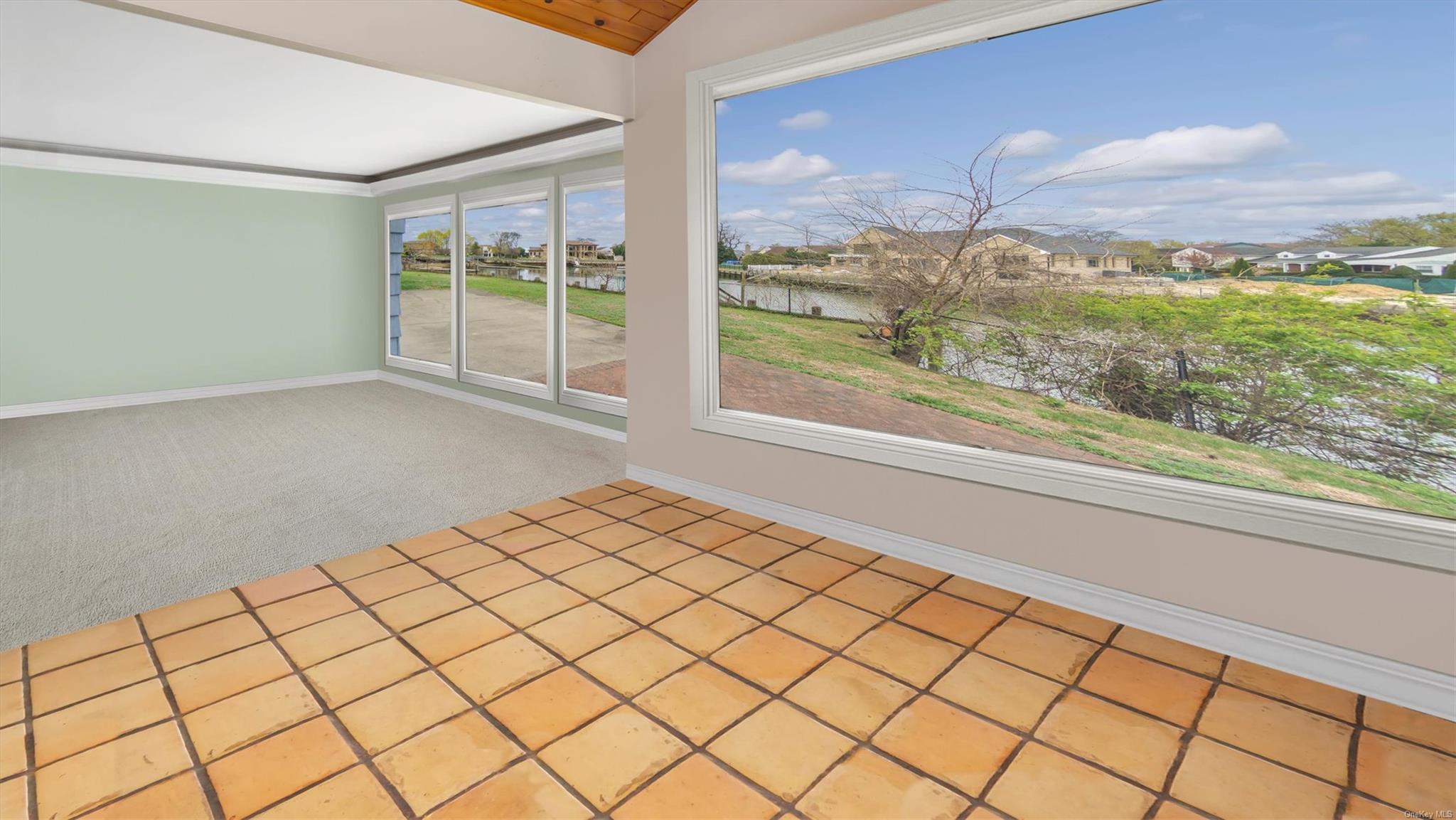 #10 photo, 1230 Harbor Road, Hewlett Harbor , NY 11557