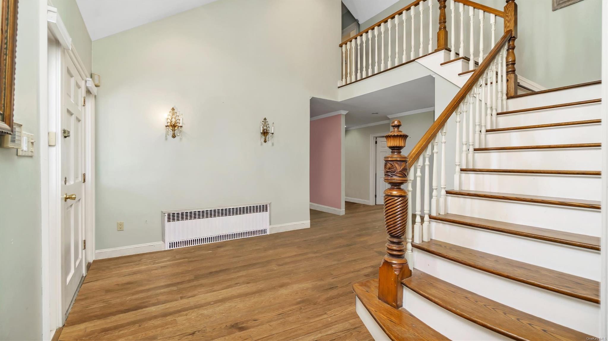 #5 photo, 1230 Harbor Road, Hewlett Harbor , NY 11557