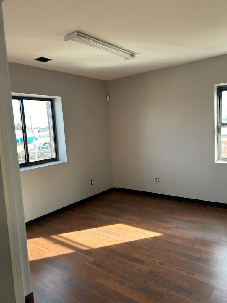 #7 photo, 68 E Sandford Boulevard, Mount Vernon , NY 10550