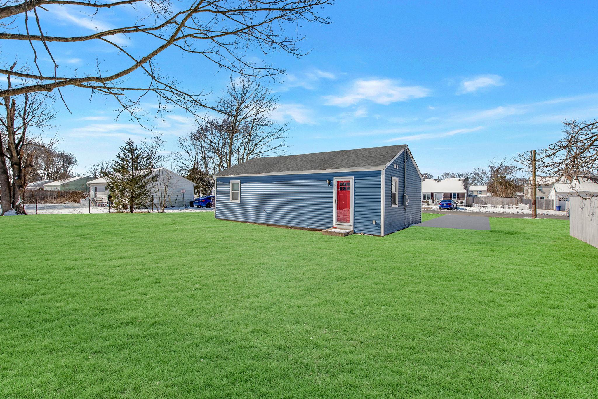 #13 photo, 703 Provost Avenue, サフォーク郡 Bellport , NY 11713