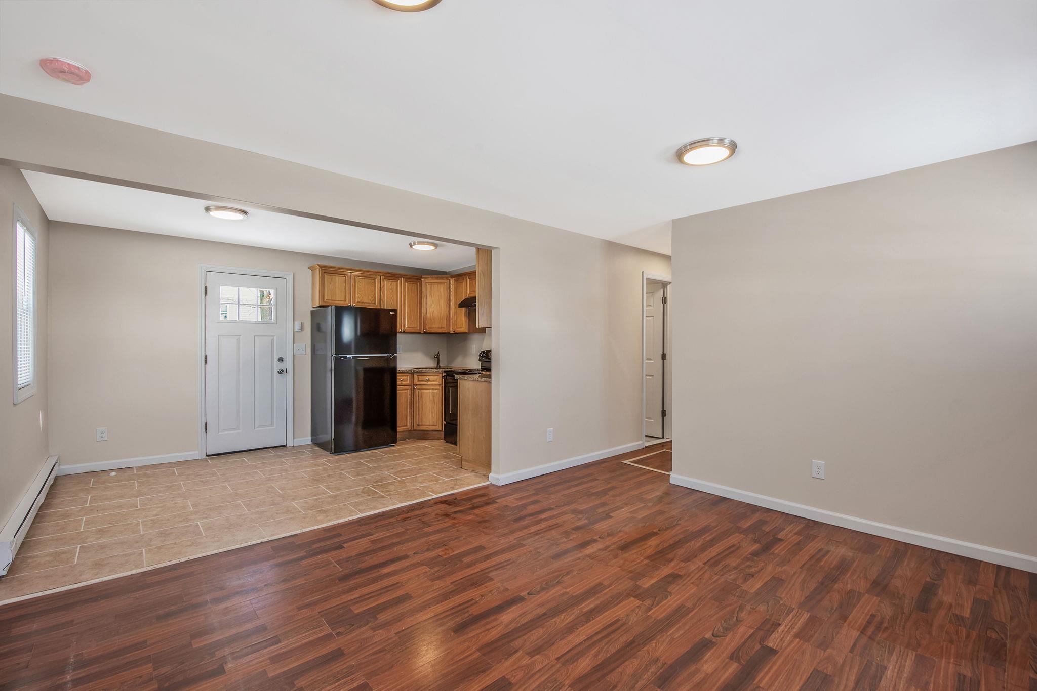 #16 photo, 703 Provost Avenue, サフォーク郡 Bellport , NY 11713