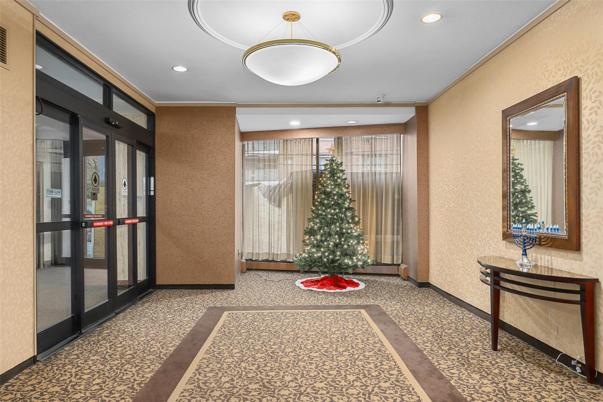 #11 photo, 100 E Hartsdale Avenue, Hartsdale , NY 10530