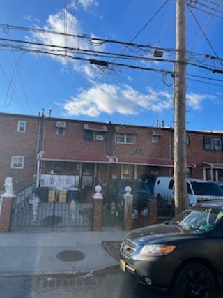 #2 photo, 210 Atkins Avenue, ブルックリン区 Brooklyn , NY 11208