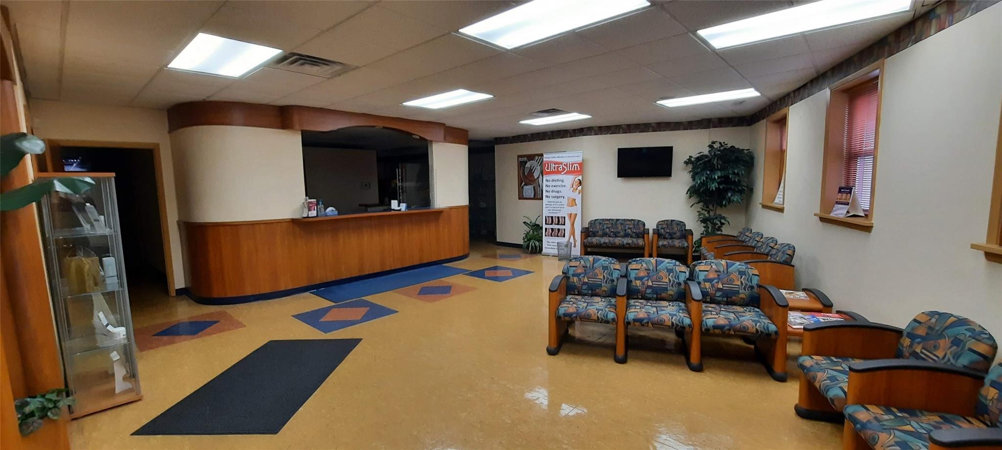 #2 photo, 29 Glen Cove Avenue, ナッソー郡 Glen Cove , NY 11542