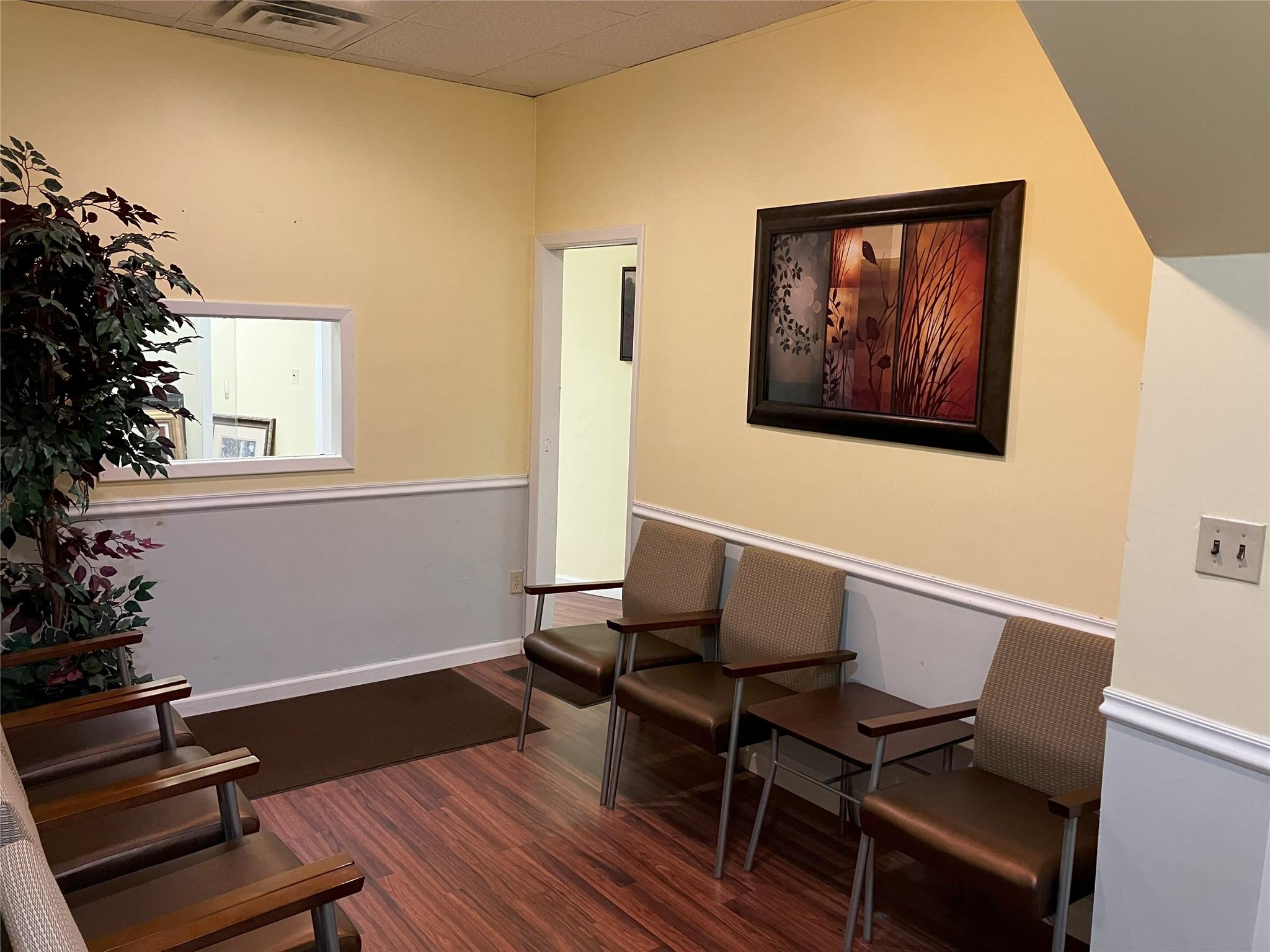 #3 photo, 29 Glen Cove Avenue, ナッソー郡 Glen Cove , NY 11542