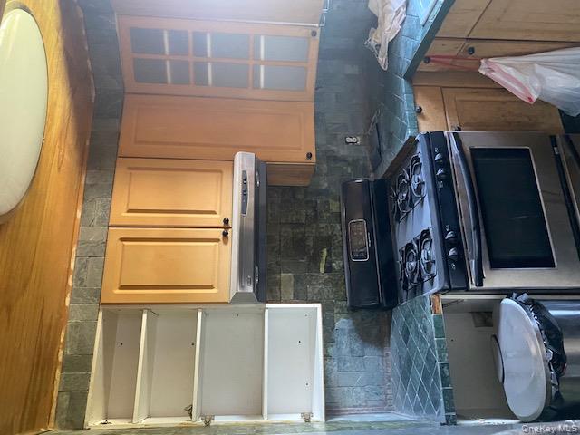 #9 photo, 208 Centre Avenue, New Rochelle , NY 10805