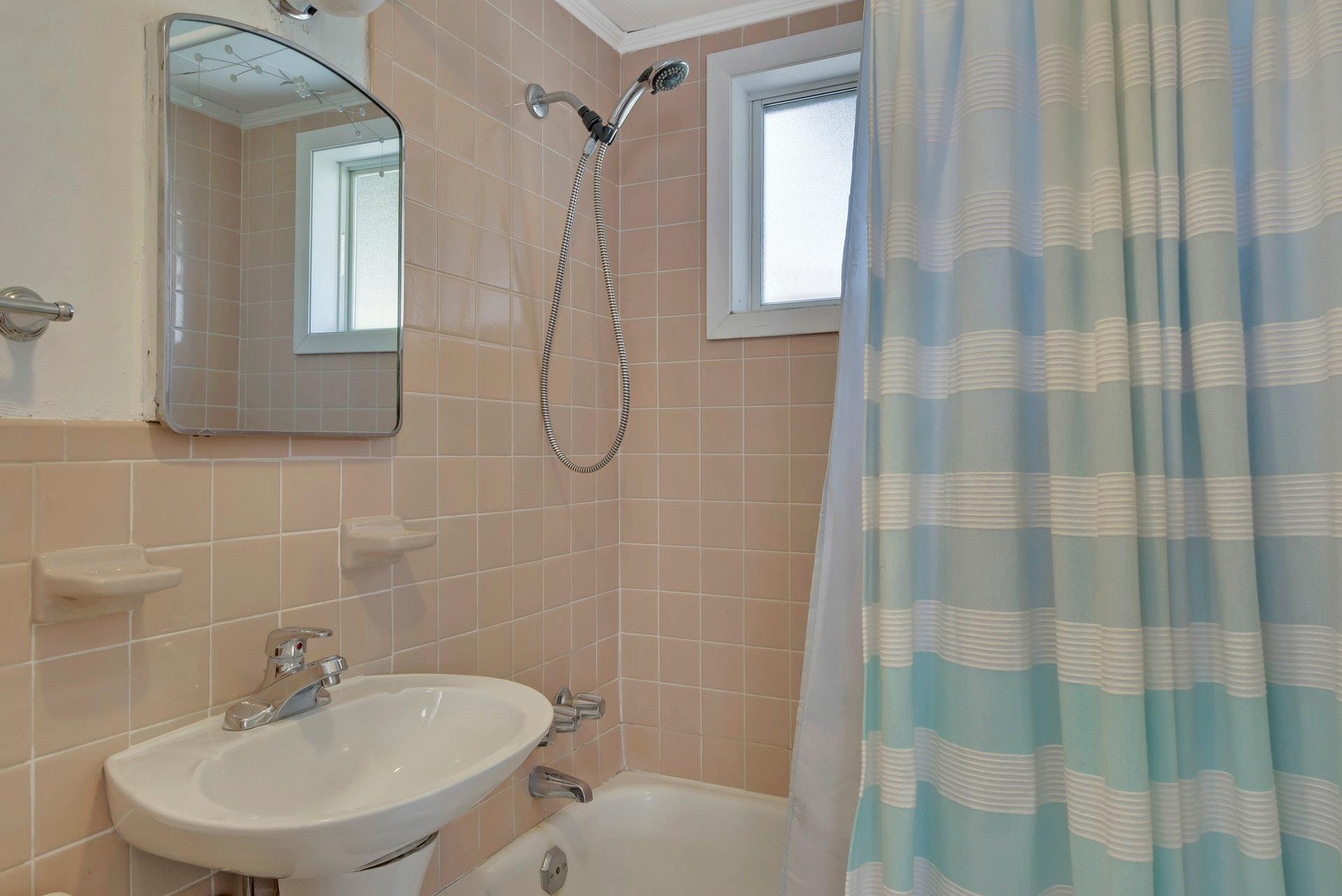 #13 photo, 11 Oakhurst Road, サフォーク郡 Hampton Bays , NY 11946