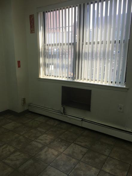 #7 photo, 135-30 Roosevelt Avenue, クイーンズ区 Flushing , NY 11355