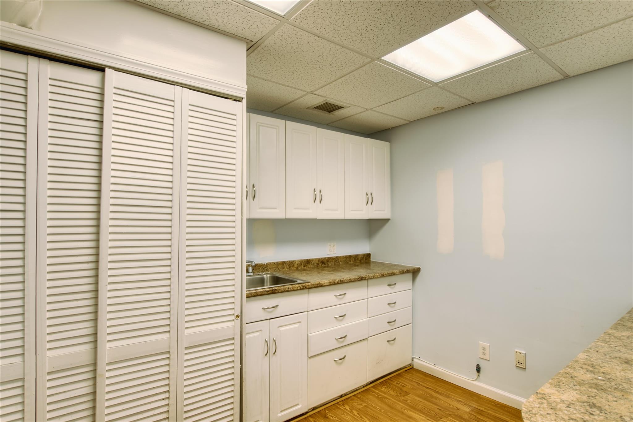 #9 photo, 2814 Middletown Road, ブロンクス区 Bronx , NY 10461