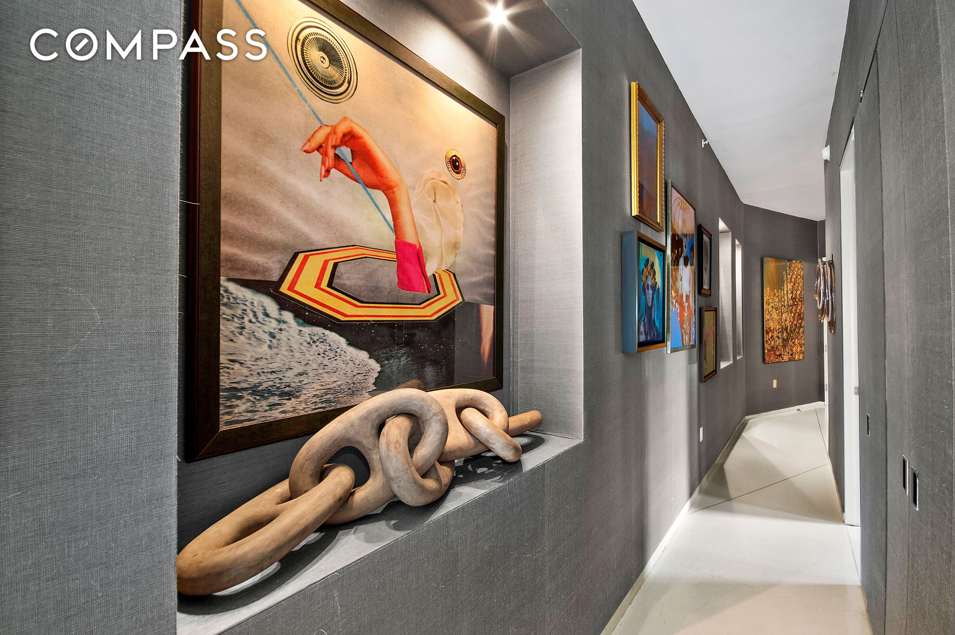 #9 photo, 100 11th Avenue, Chelsea , NY 10011