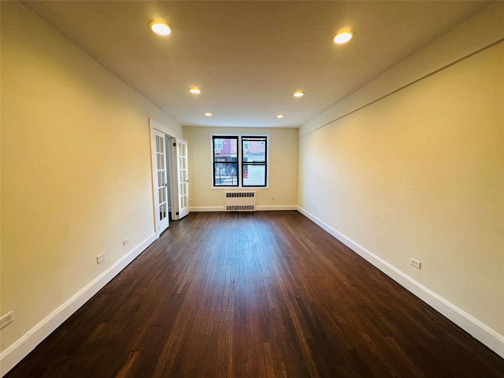 #4 photo, 102-32 65th Avenue, クイーンズ区 Forest Hills , NY 11375