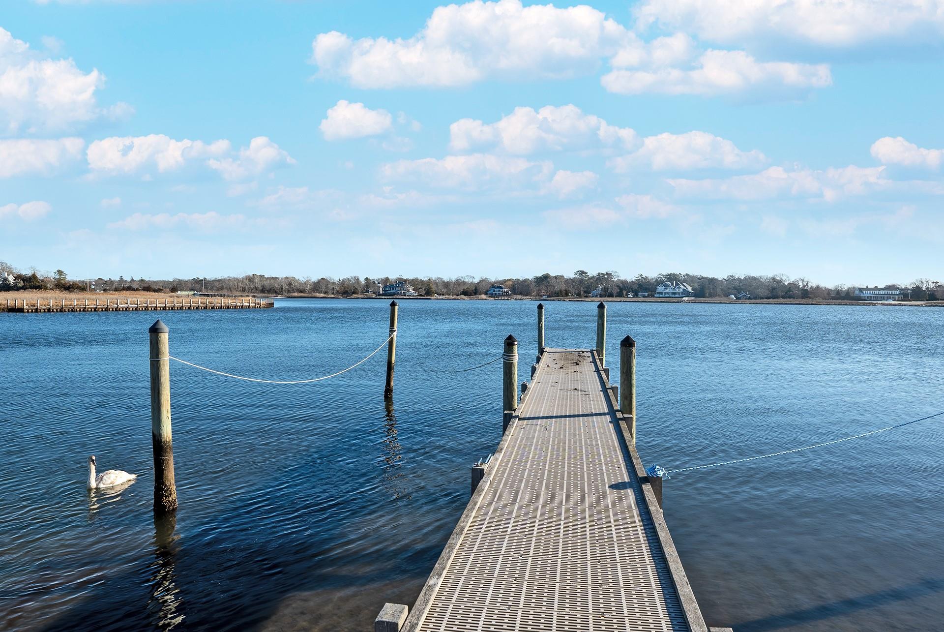 #2 photo, 39 Homestead Road, サフォーク郡 Quiogue , NY 11978