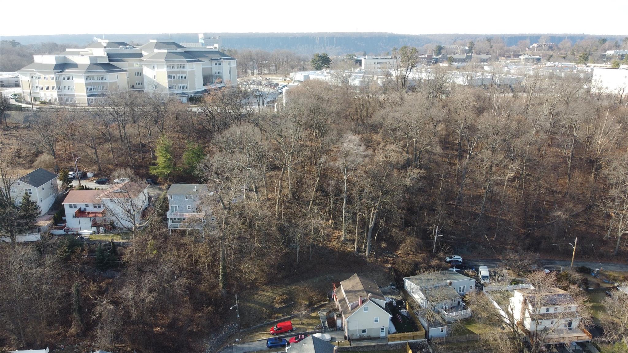 #6 photo, 664 Bellevue Avenue, Yonkers , NY 10703