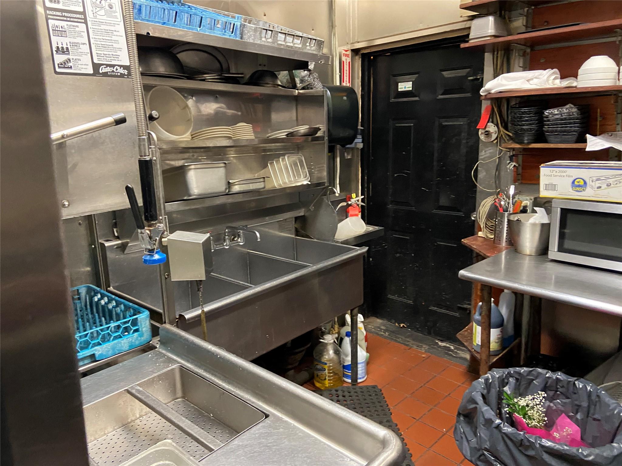 #12 photo, 152 Union, ナッソー郡 Lynbrook , NY 11563