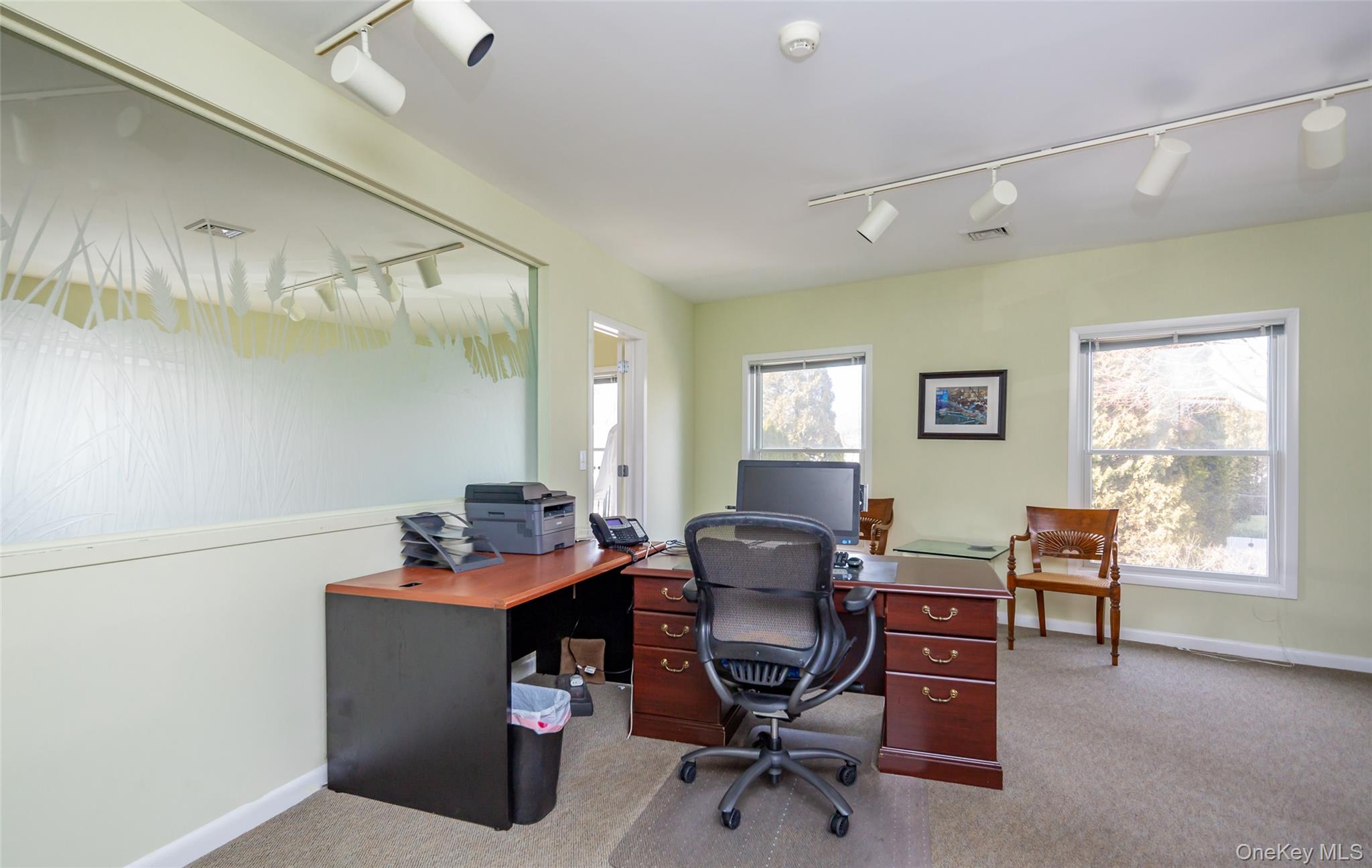 #8 photo, 28 Cameron Street, サフォーク郡 Southampton , NY 11968