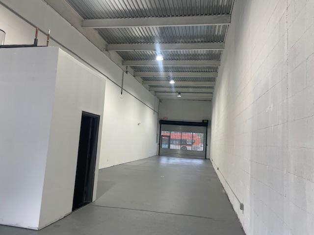 #7 photo, 393 S Franklin Street, ナッソー郡 West Hempstead , NY 11550