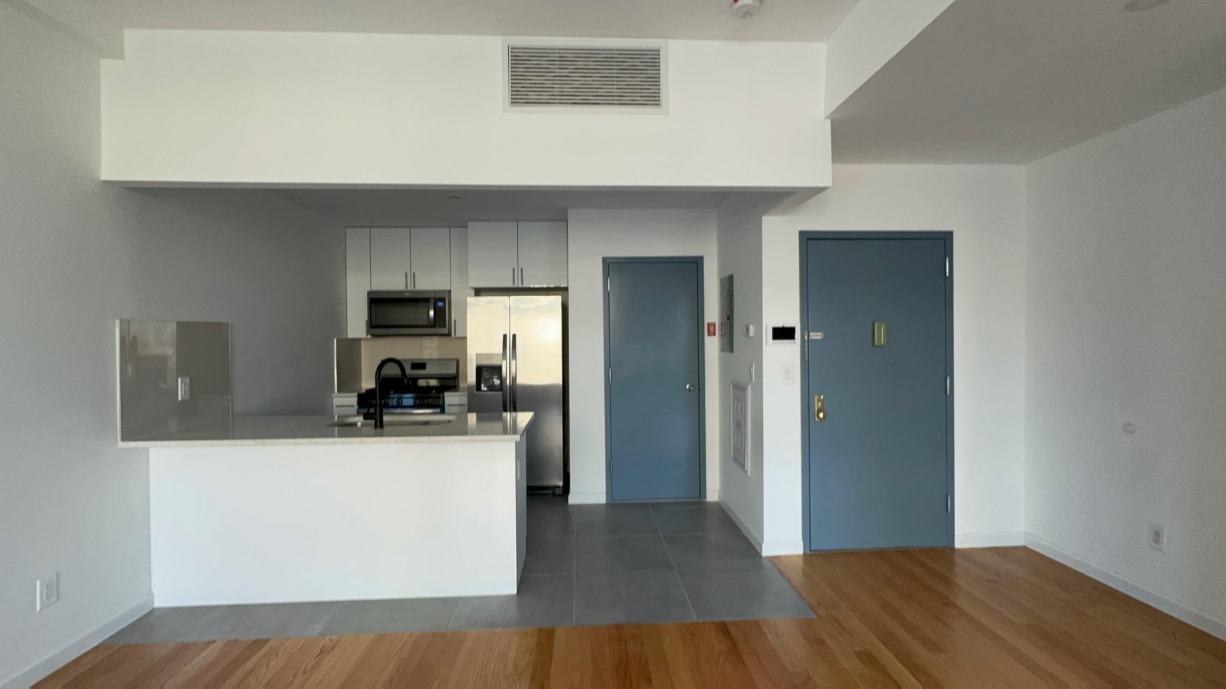 #14 photo, 1821 Grove Street, クイーンズ区 Ridgewood , NY 11385