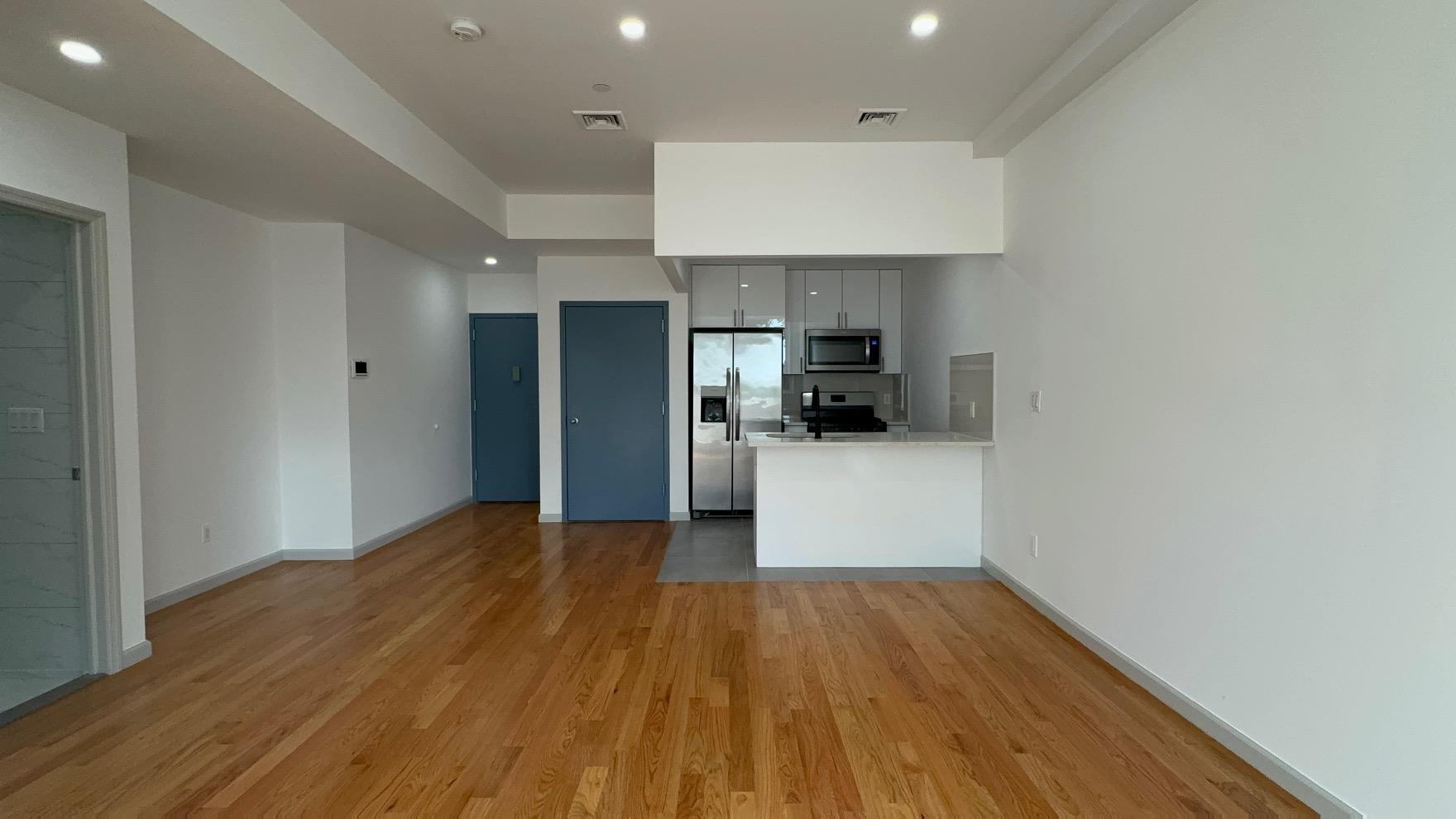 #16 photo, 1821 Grove Street, クイーンズ区 Ridgewood , NY 11385