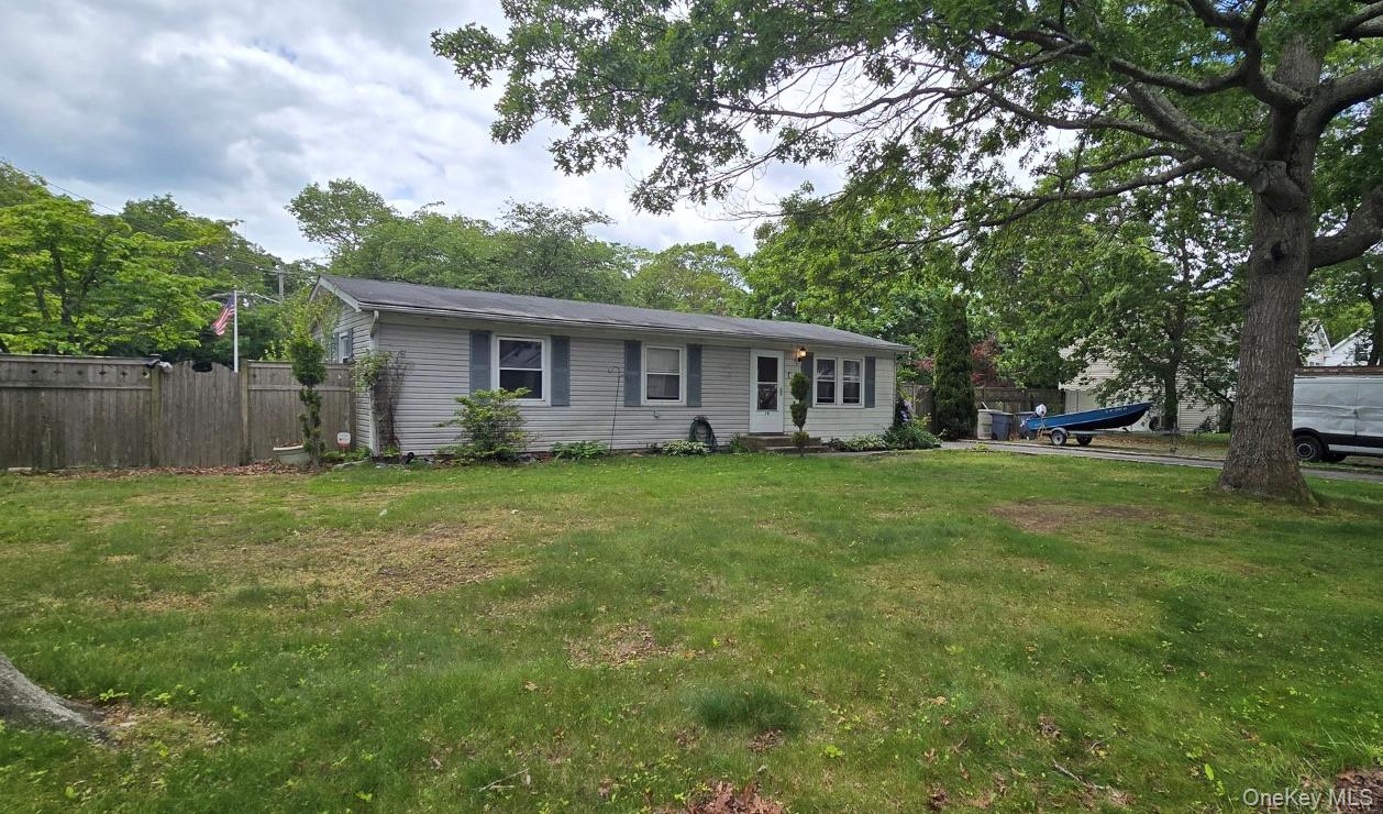 #3 photo, 16 Sagewood Drive, サフォーク郡 Shirley , NY 11967