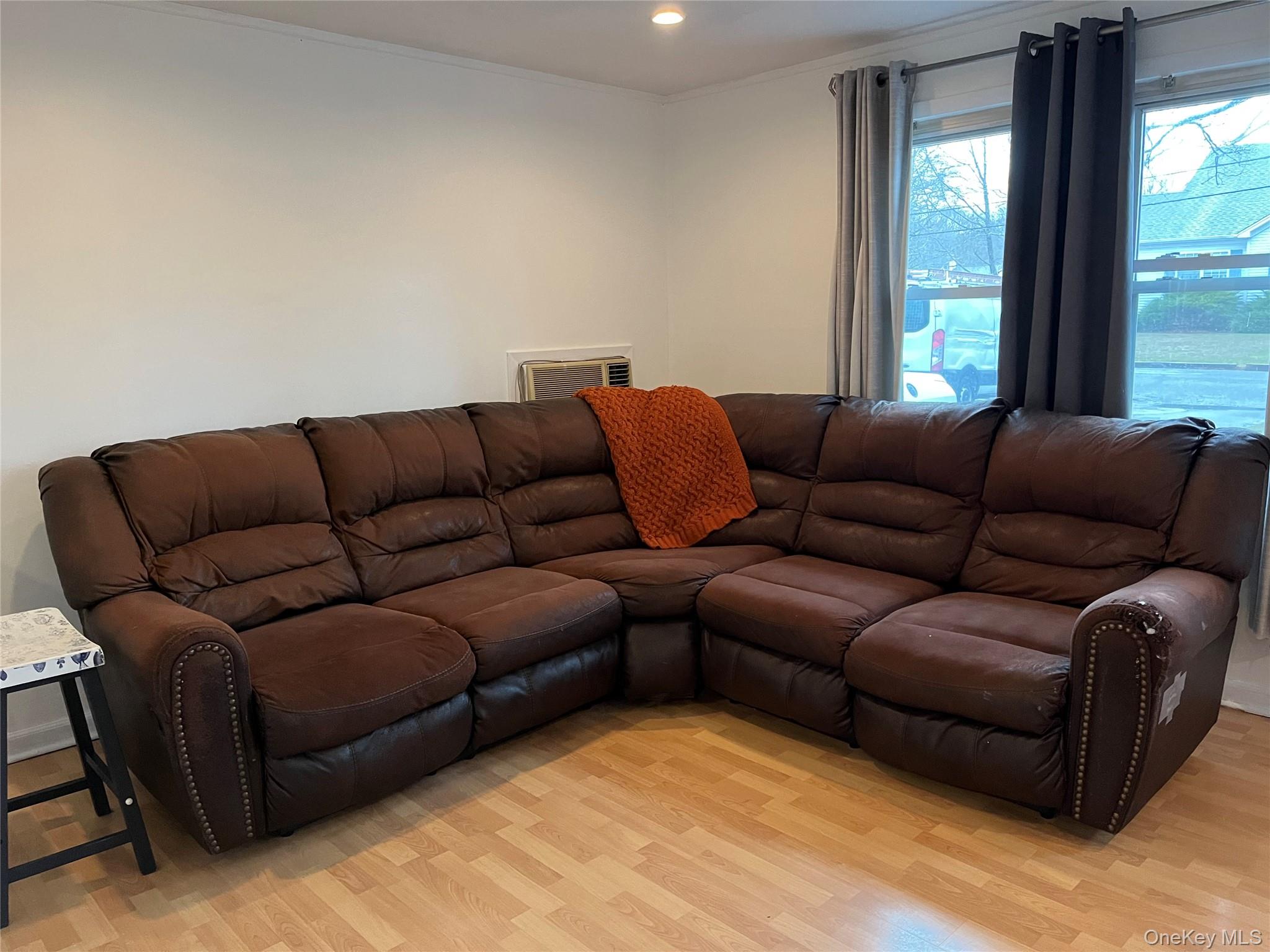 #6 photo, 16 Sagewood Drive, サフォーク郡 Shirley , NY 11967