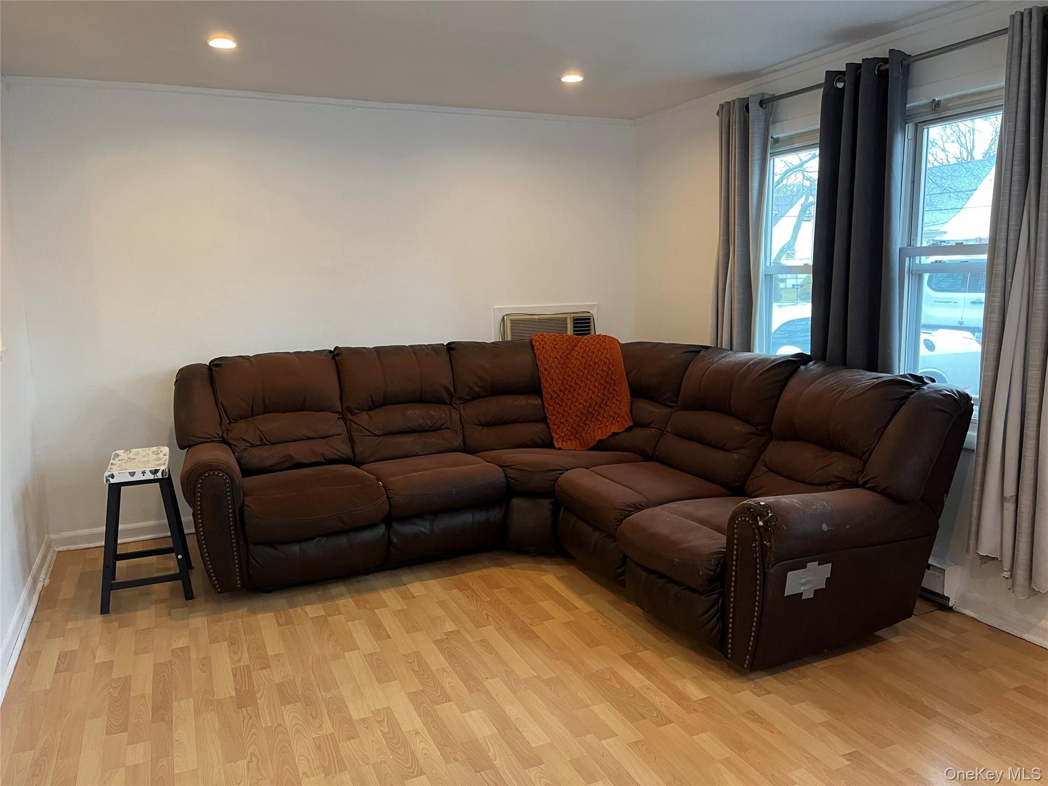 #7 photo, 16 Sagewood Drive, サフォーク郡 Shirley , NY 11967