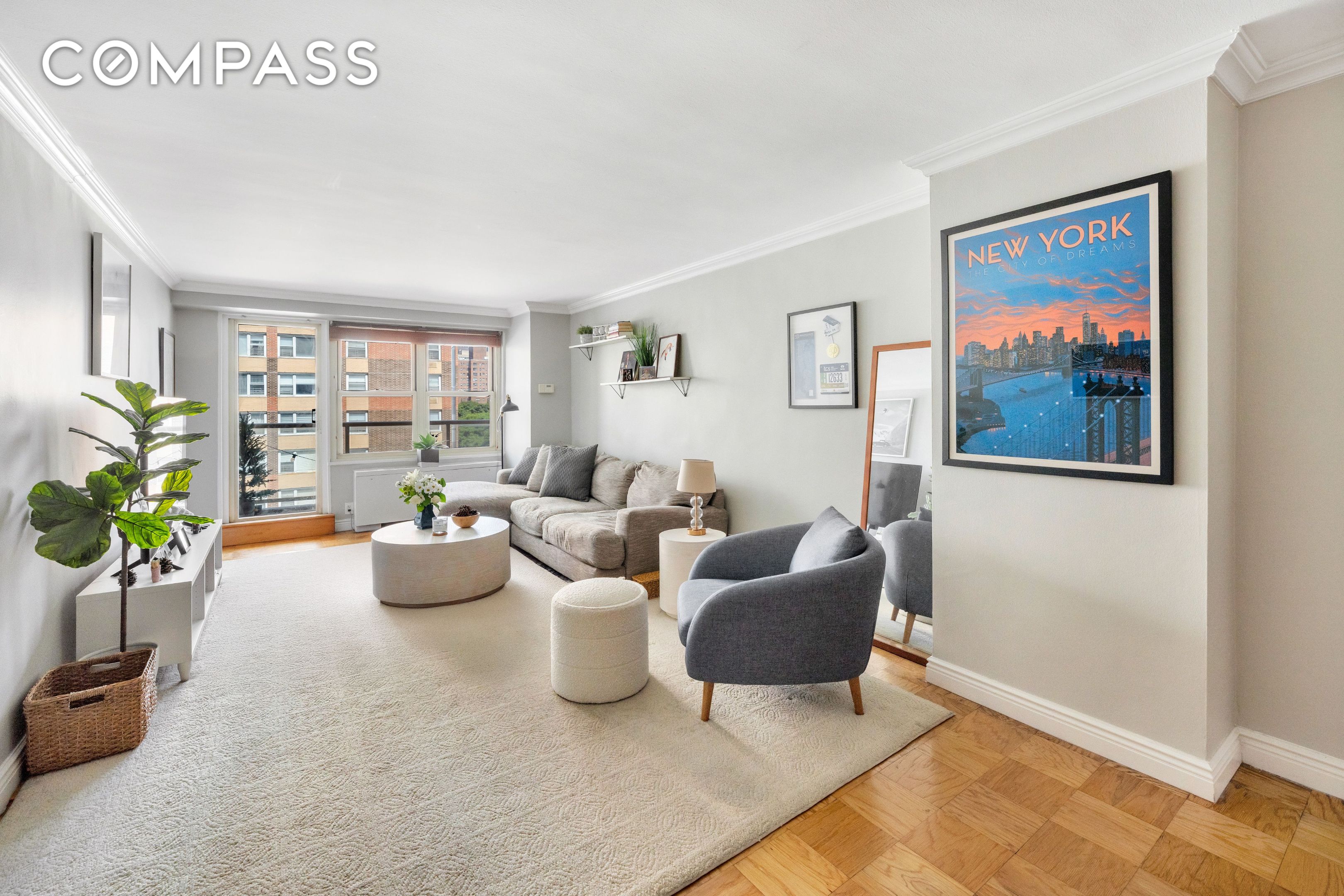 #1 photo, 305 E 24th Street, Kips Bay , NY 10010