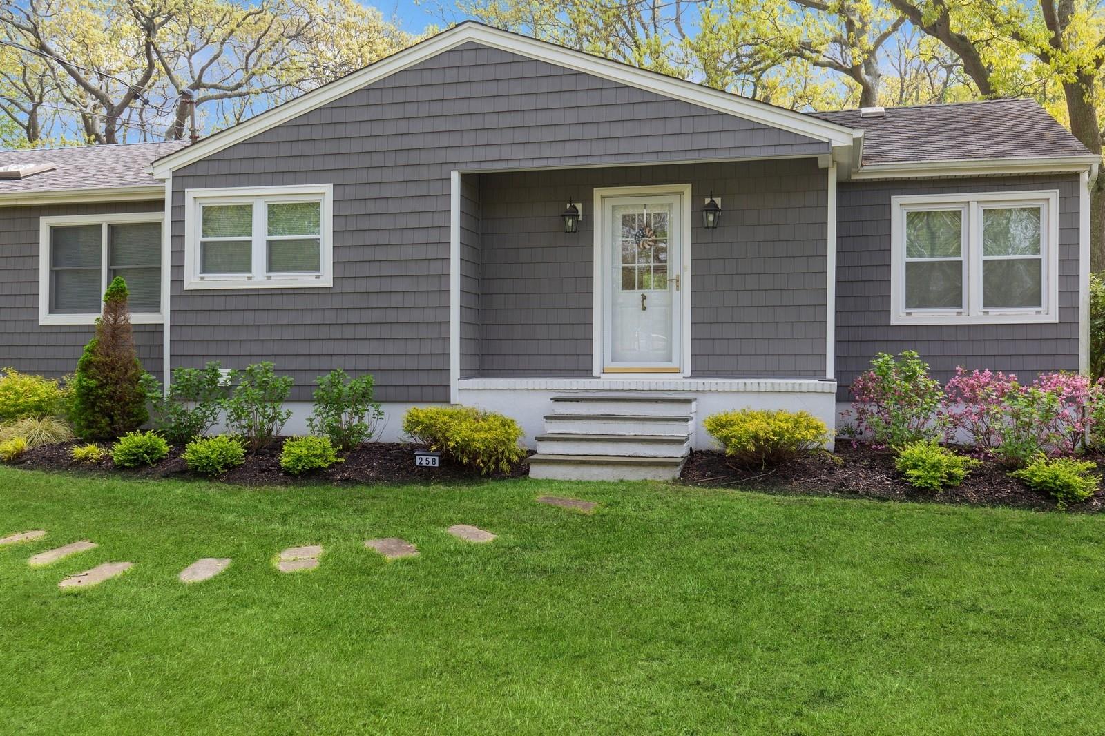 #4 photo, 258 Church Lane, サフォーク郡 Aquebogue , NY 11931