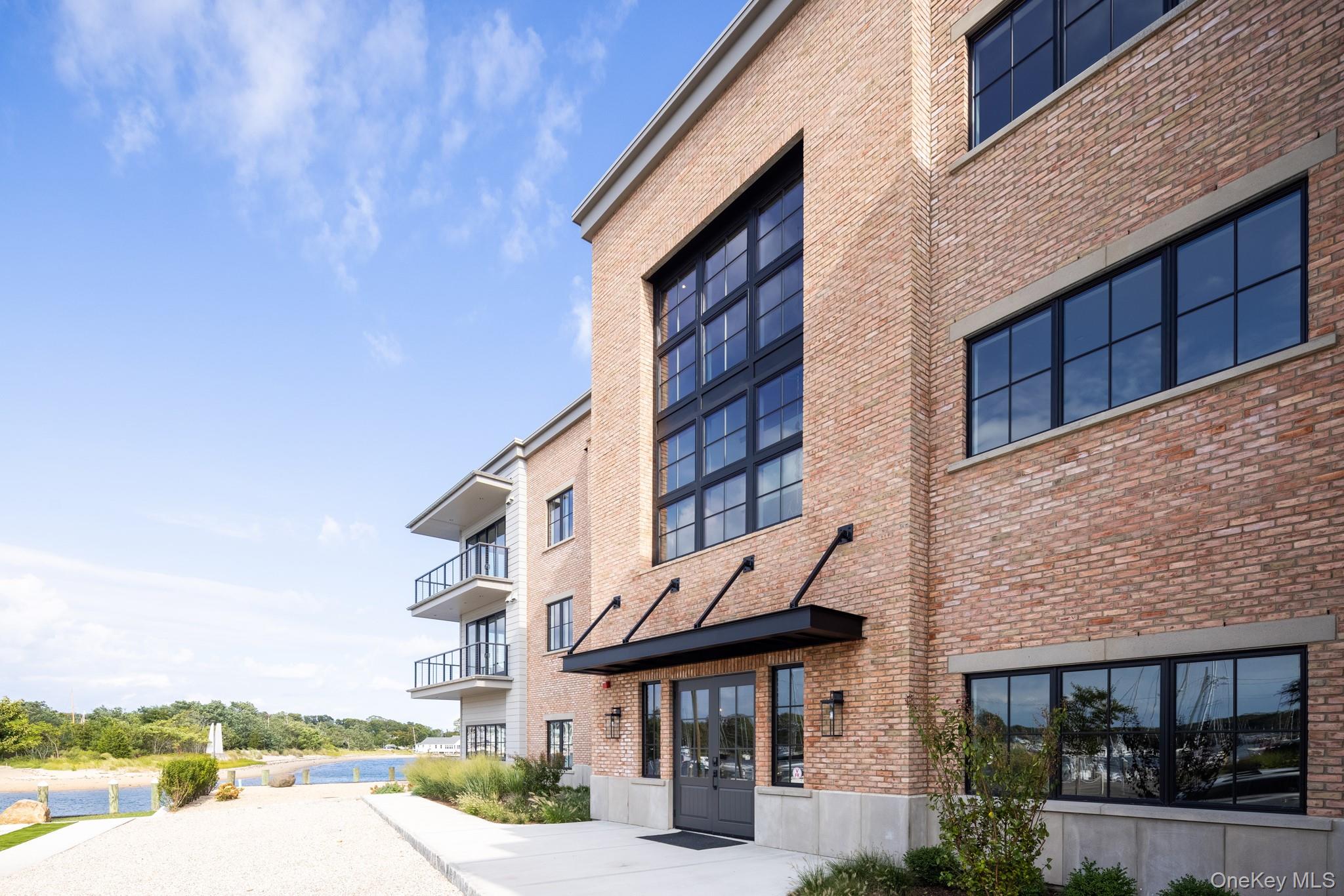 #3 photo, 123 Sterling Avenue, サフォーク郡 Greenport , NY 11944