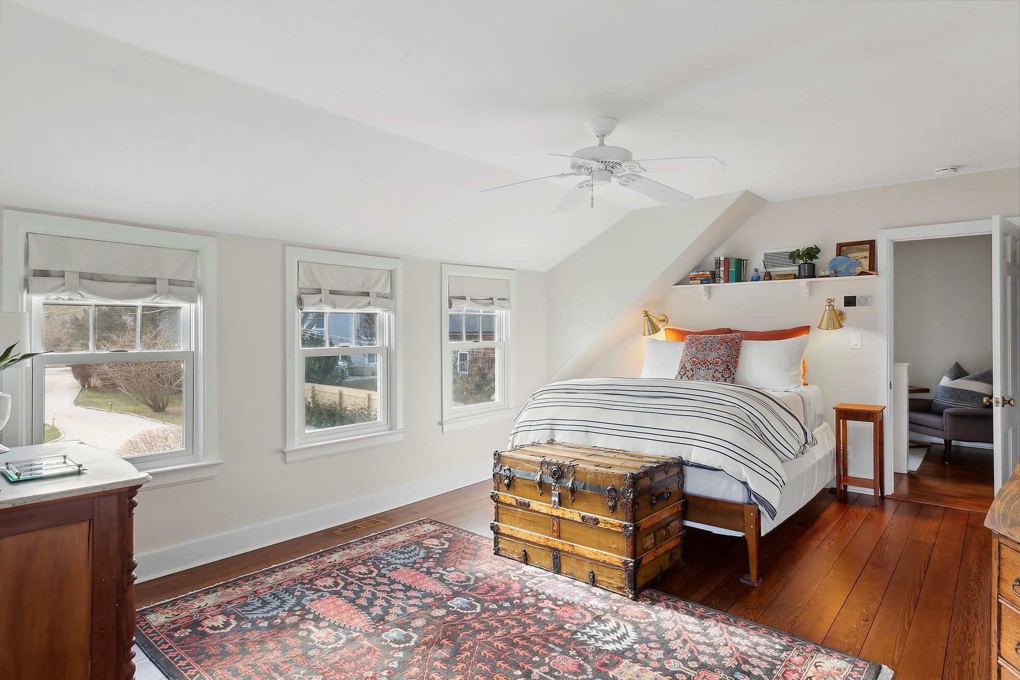 #8 photo, 393 Hill Street, サフォーク郡 Southampton , NY 11968