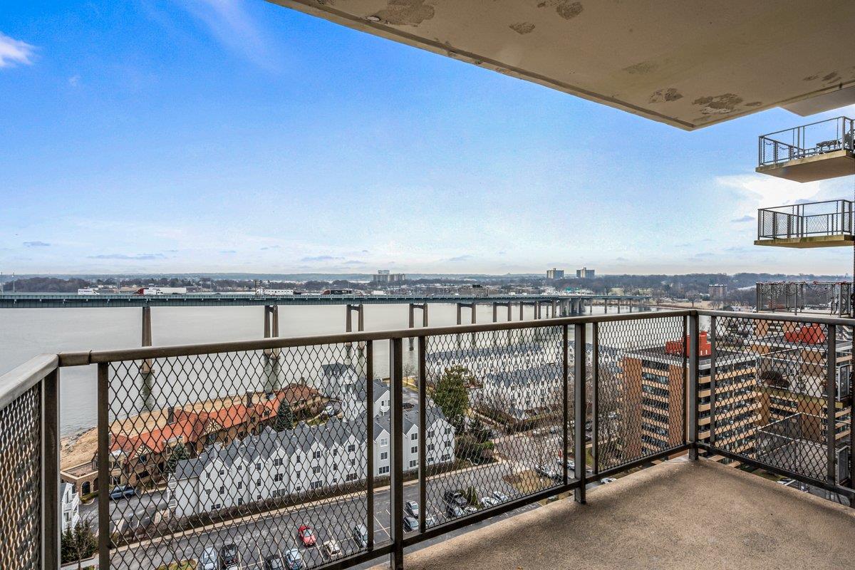 #12 photo, 166-25 Powells Cove Boulevard, Beechhurst , NY 11357