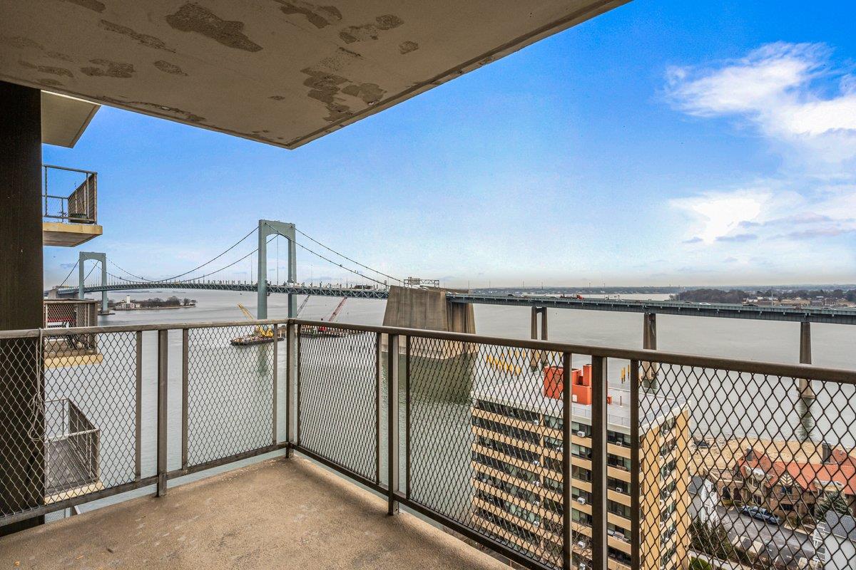 #13 photo, 166-25 Powells Cove Boulevard, Beechhurst , NY 11357