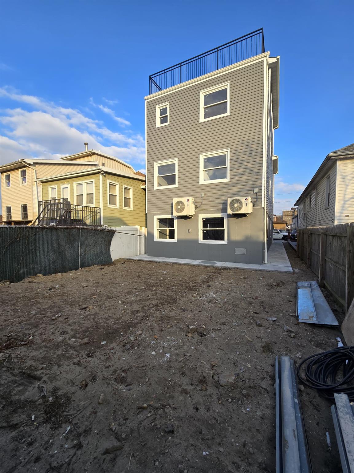 #4 photo, 451 Beach 46 Street, কুইন্‌স Far Rockaway , NY 11691