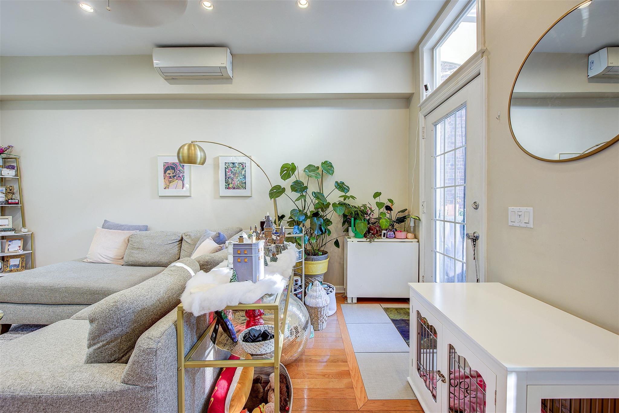 #10 photo, 31-73 41 Street, クイーンズ区 Astoria , NY 11103