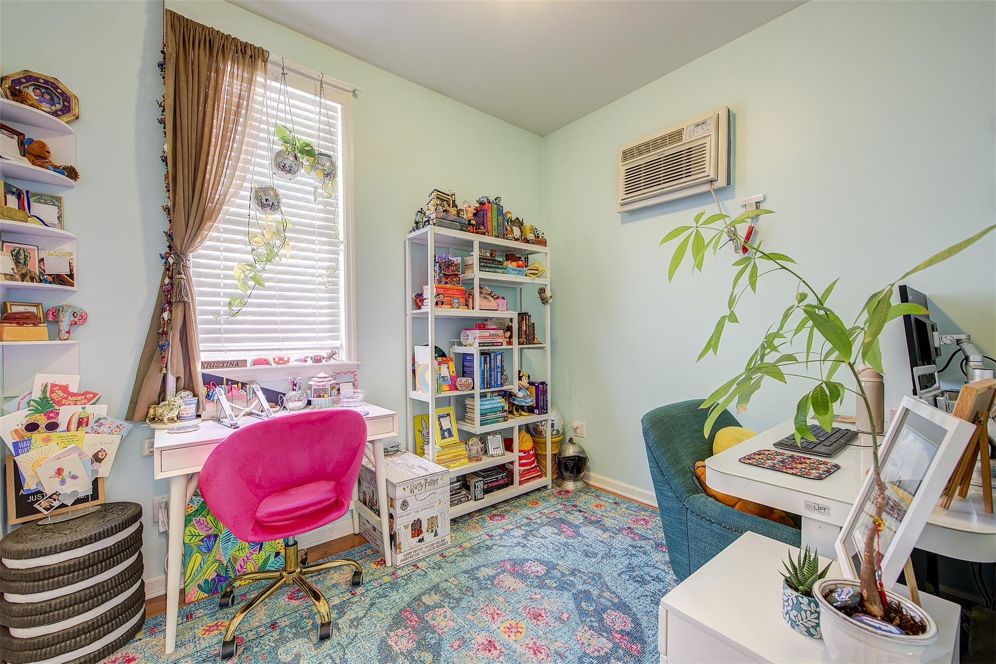 #14 photo, 31-73 41 Street, クイーンズ区 Astoria , NY 11103