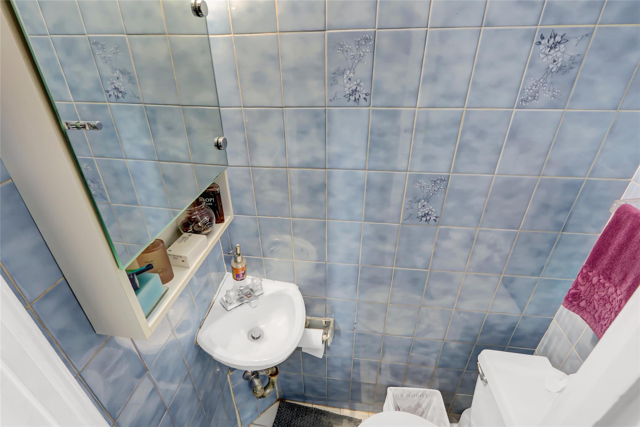 #14 photo, 2445 Yates Avenue, ブロンクス区 Bronx , NY 10469