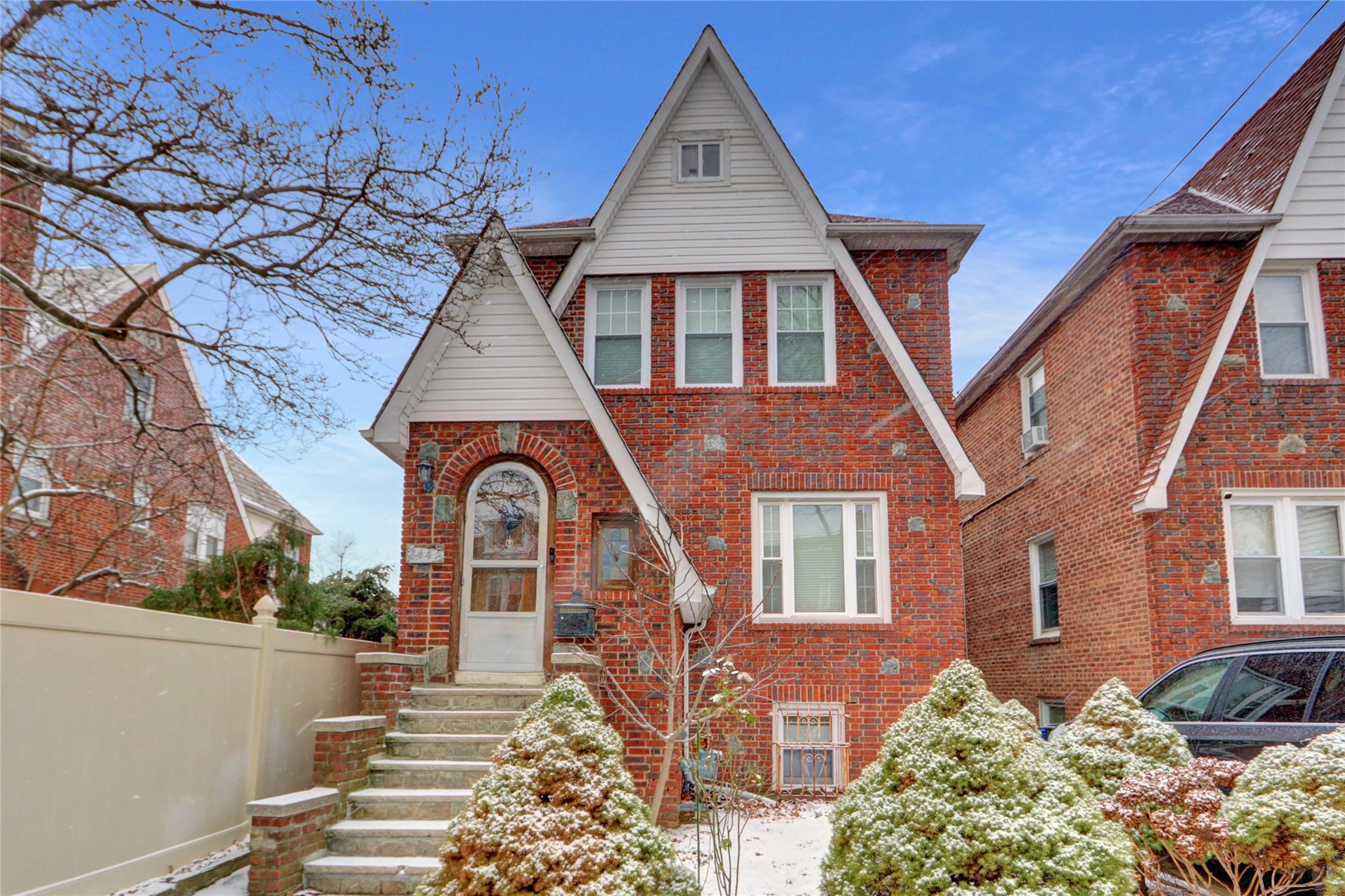 #2 photo, 2445 Yates Avenue, ブロンクス区 Bronx , NY 10469