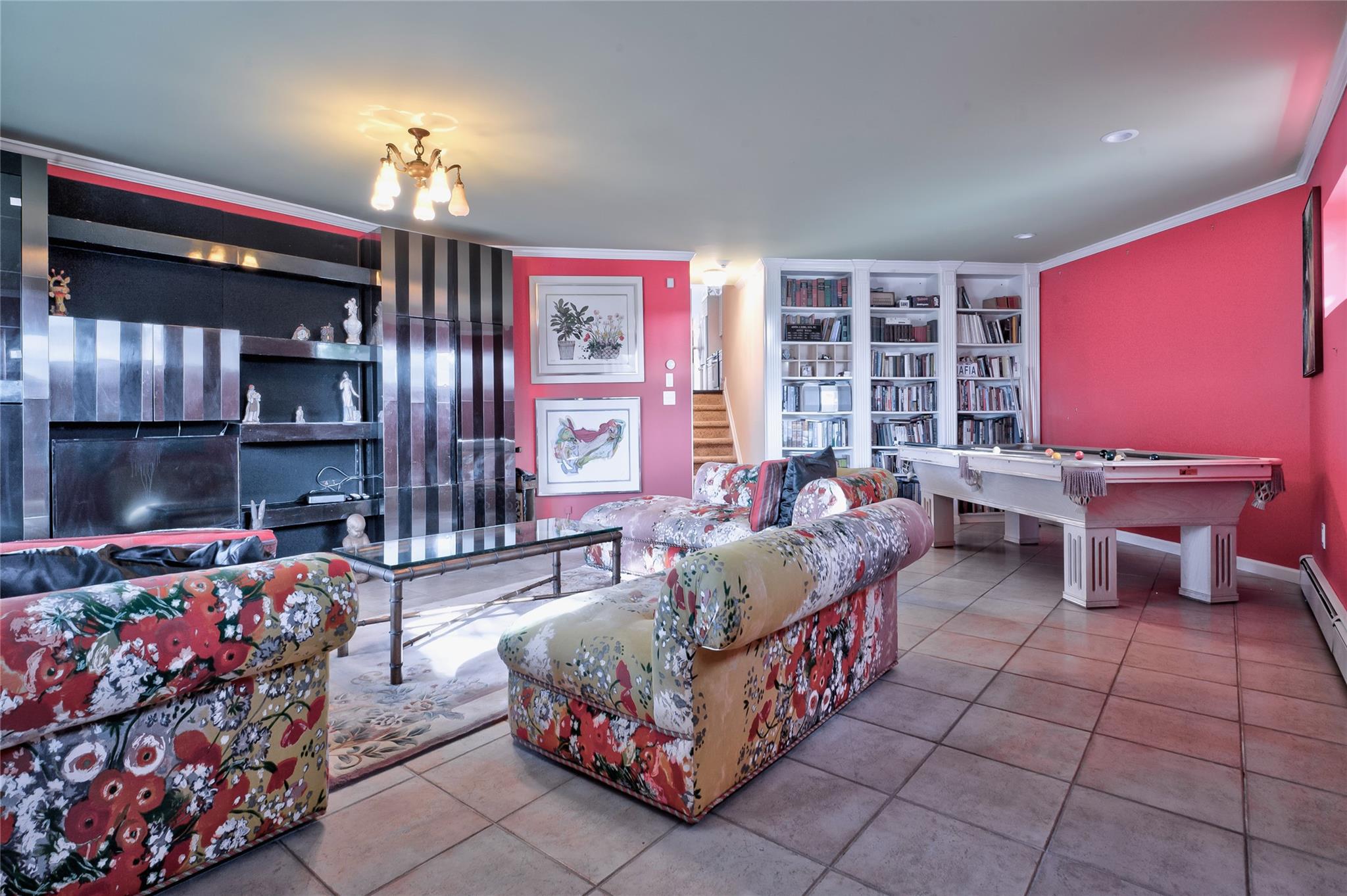 #17 photo, 10 Hemlock Court, Laurel Hollow , NY 11771