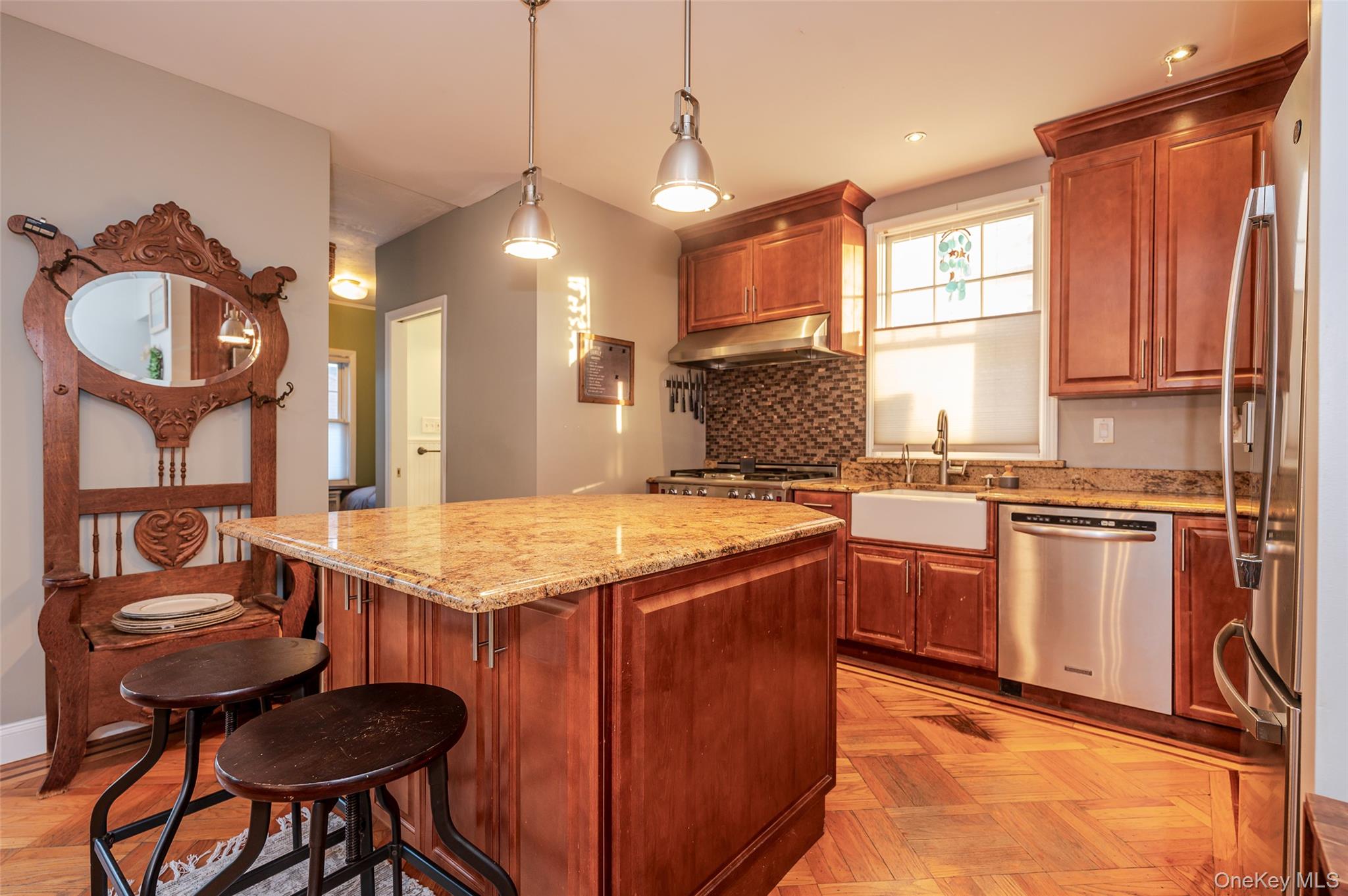 #12 photo, 208 Franklin Boulevard, Long Beach , NY 11561