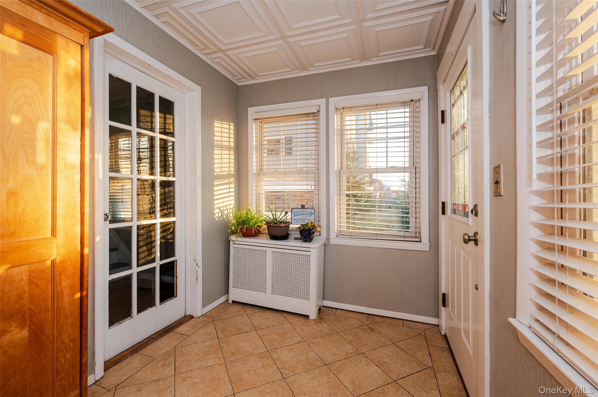 #4 photo, 208 Franklin Boulevard, Long Beach , NY 11561