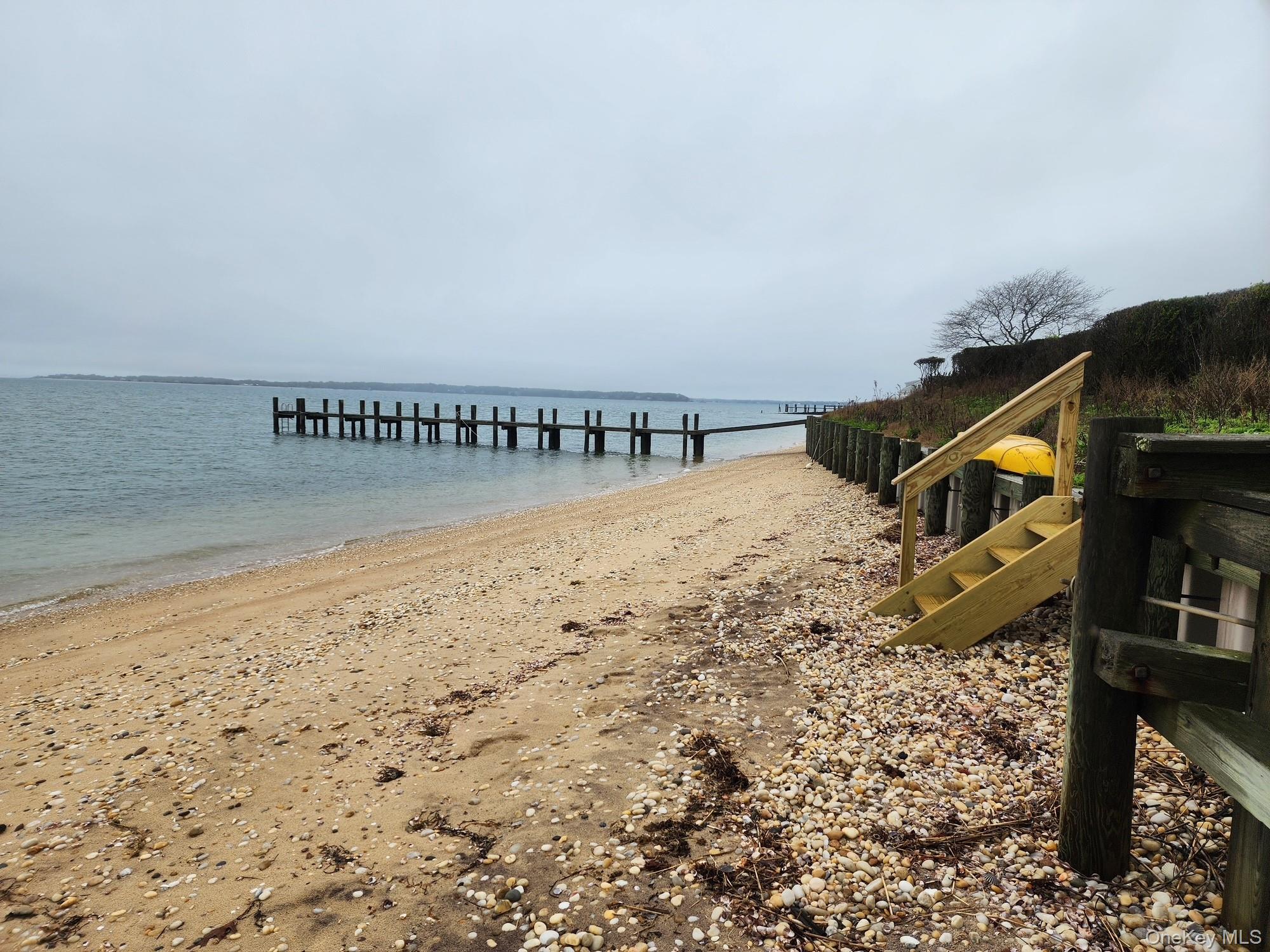 #15 photo, 90 Peconic Avenue, サフォーク郡 Shelter Island , NY 11964