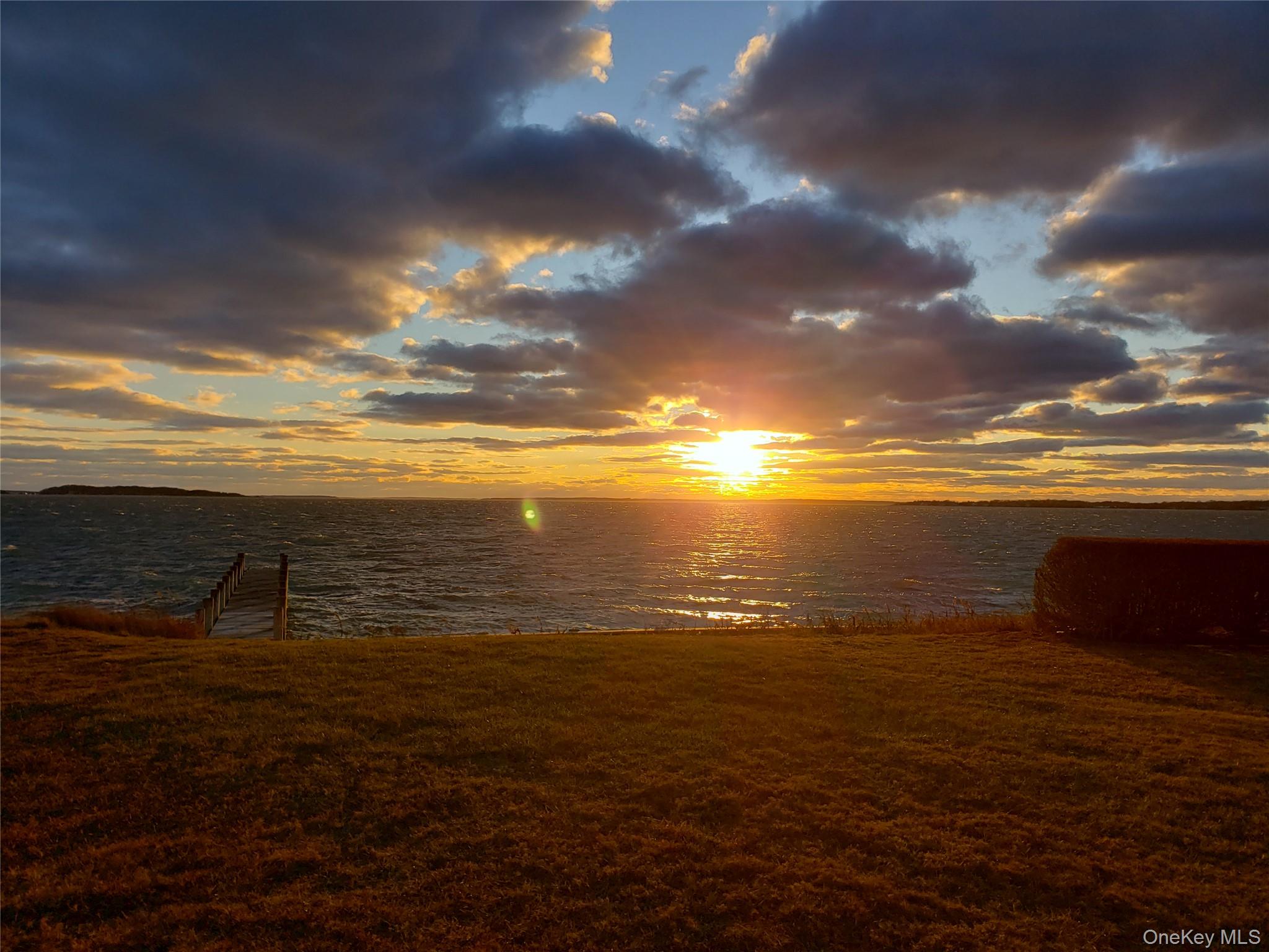 #17 photo, 90 Peconic Avenue, サフォーク郡 Shelter Island , NY 11964