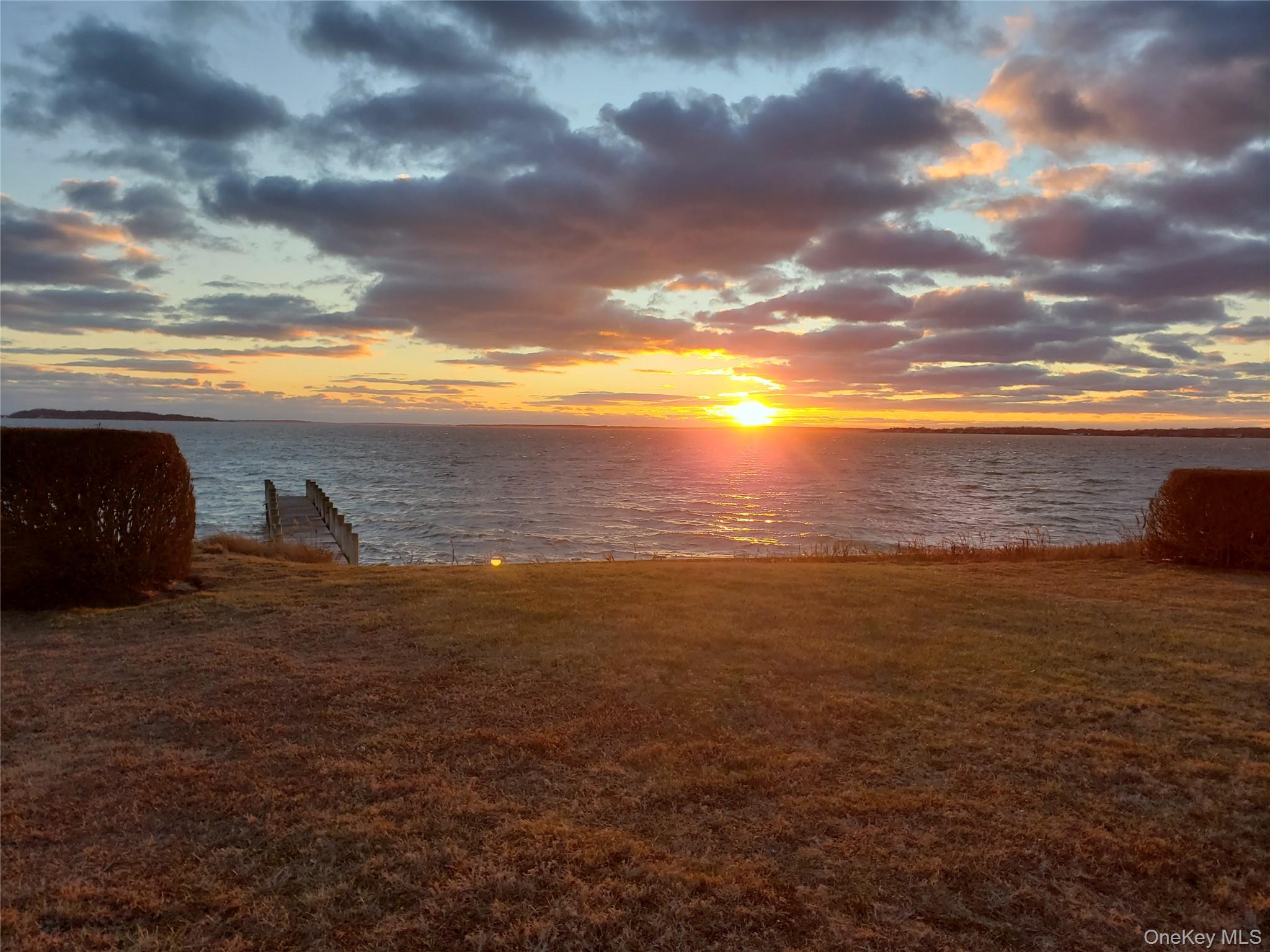 #18 photo, 90 Peconic Avenue, サフォーク郡 Shelter Island , NY 11964