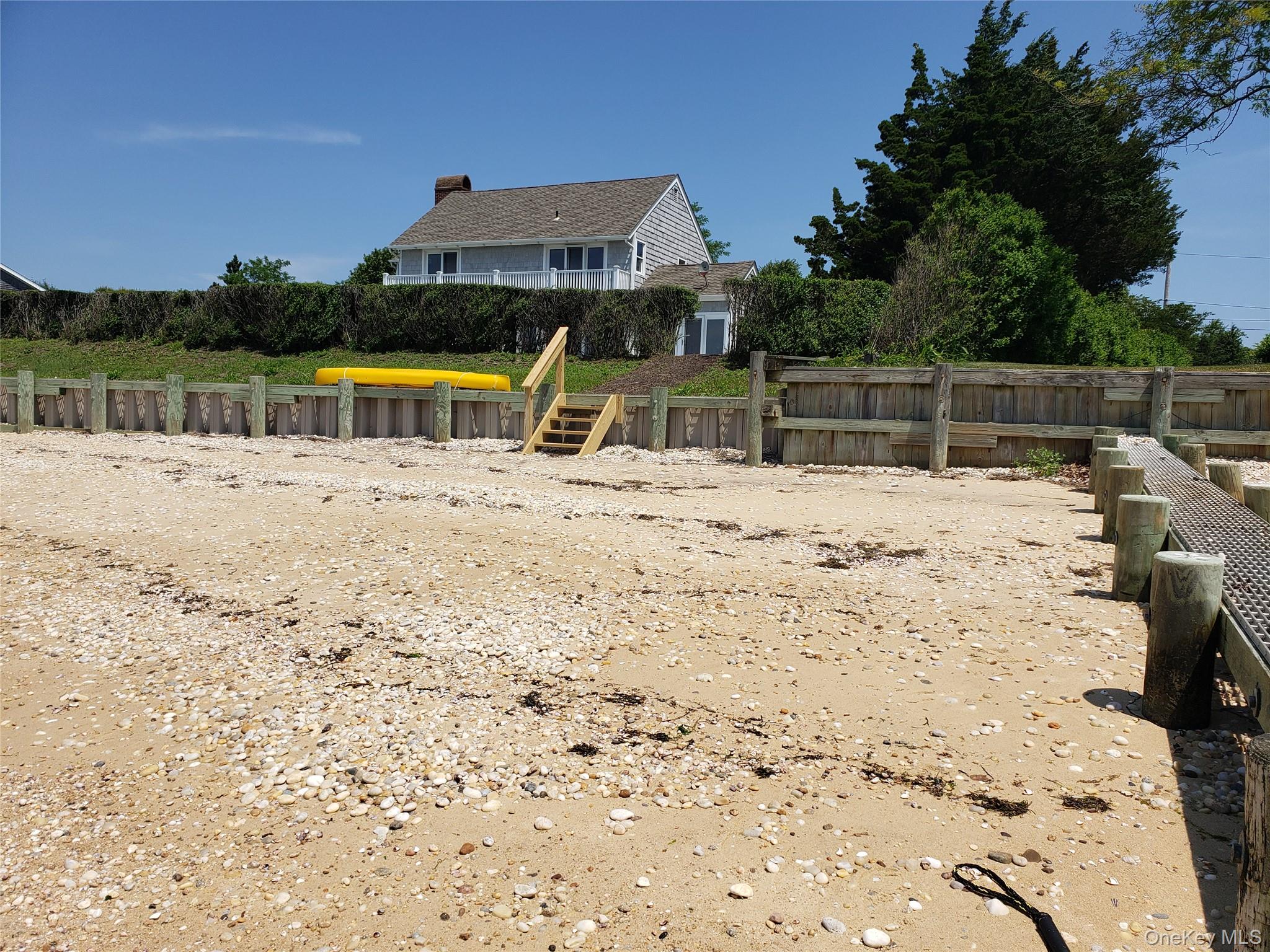 #3 photo, 90 Peconic Avenue, サフォーク郡 Shelter Island , NY 11964