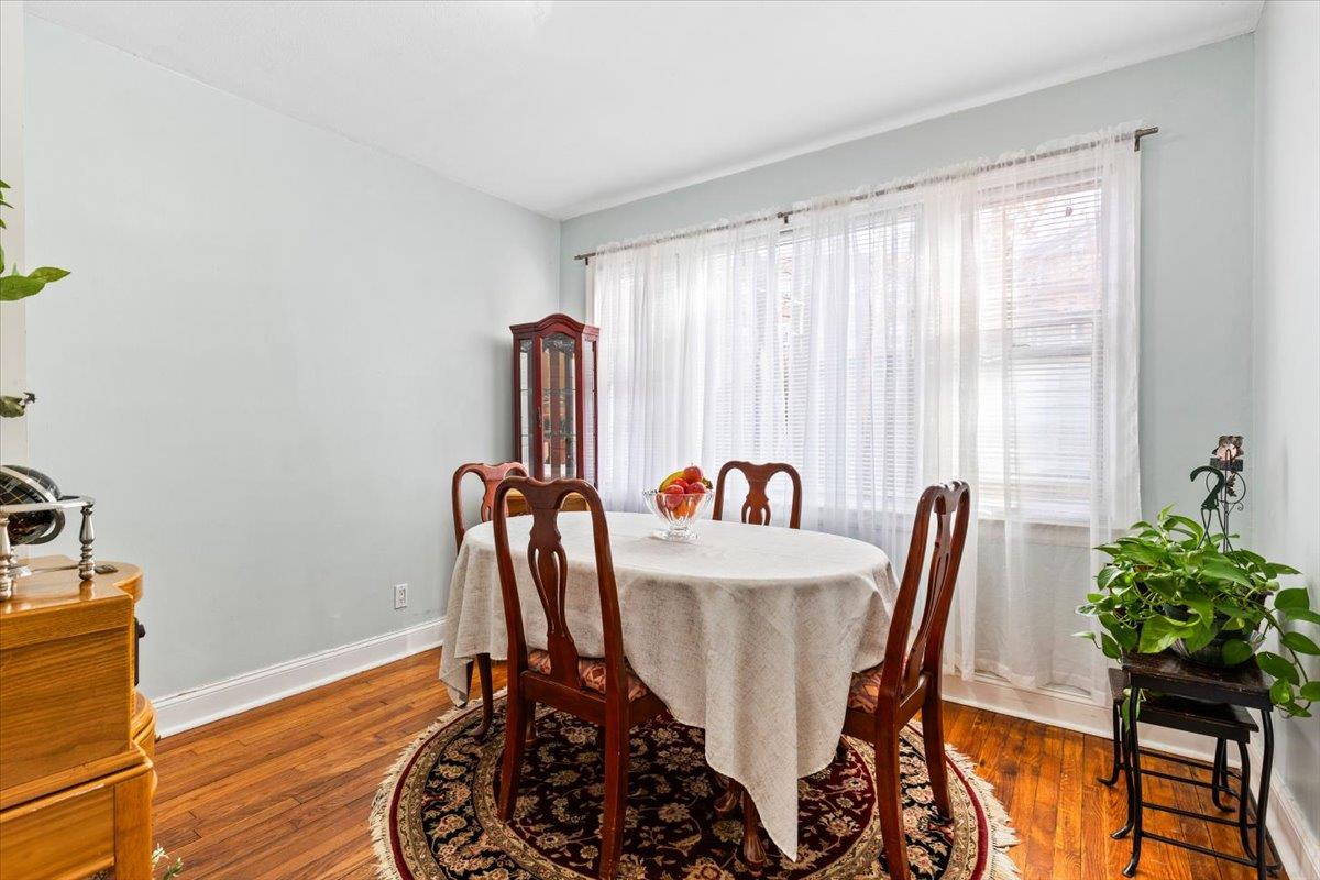 #12 photo, 205 W Post Road, 纽约州 White Plains , NY 10606