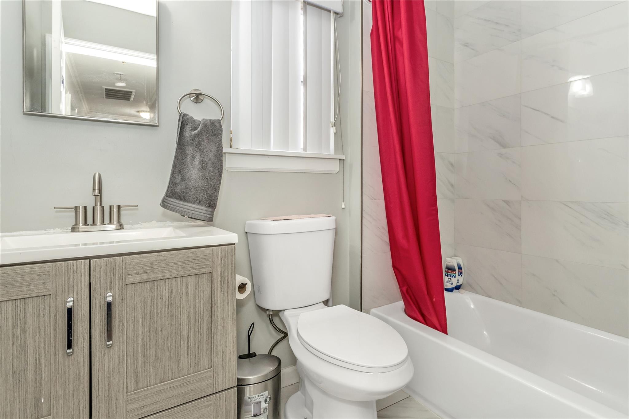 #12 photo, 9 Bayberry Road, サフォーク郡 Wading River , NY 11792