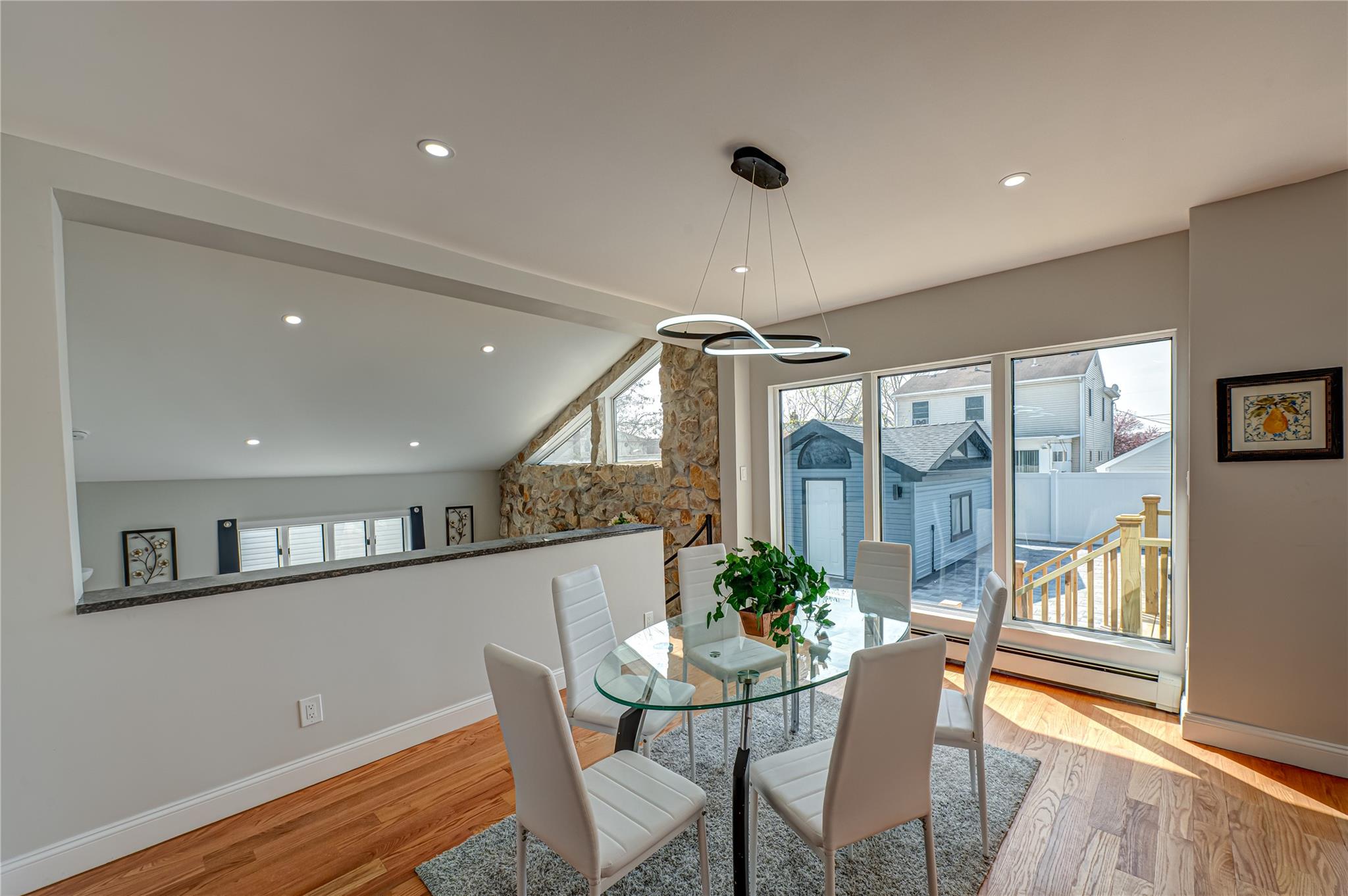 #16 photo, 2726 Clarendon Avenue, Bellmore , NY 11710