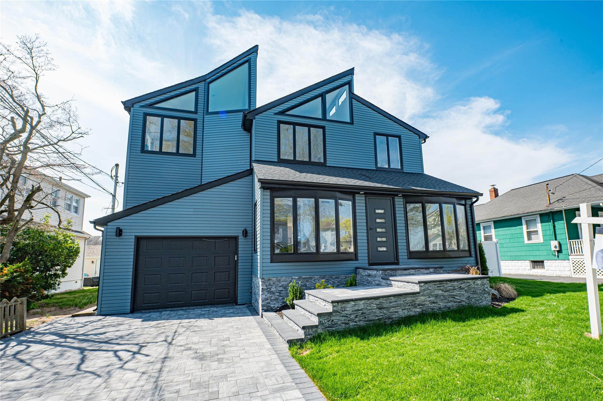 #7 photo, 2726 Clarendon Avenue, Bellmore , NY 11710