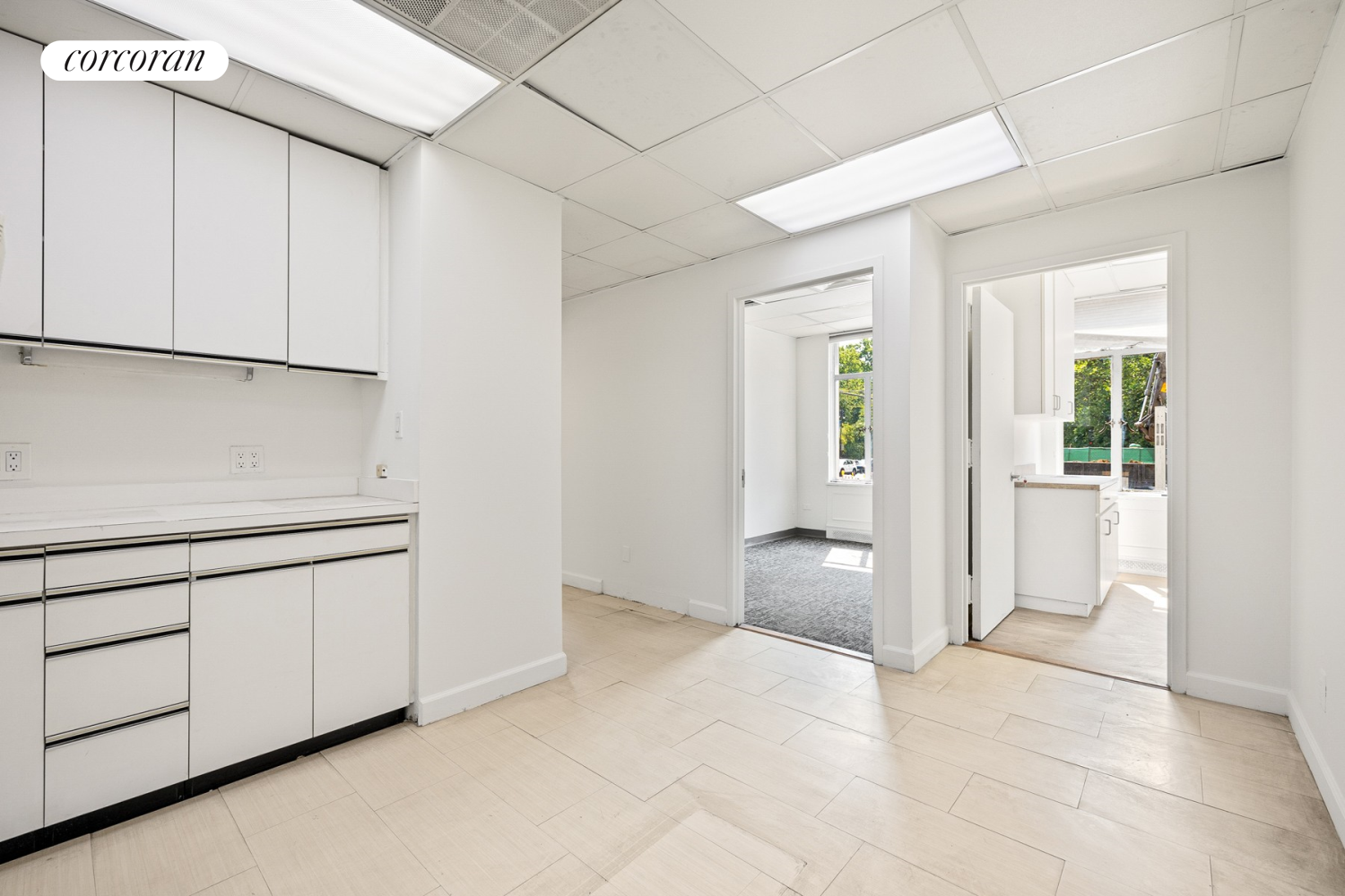 #16 photo, 211 CENTRAL Park W, Upper West Side , NY 10024