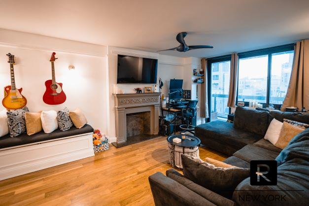 #1 photo, 515 E 72nd Street, Upper East Side , NY 10021